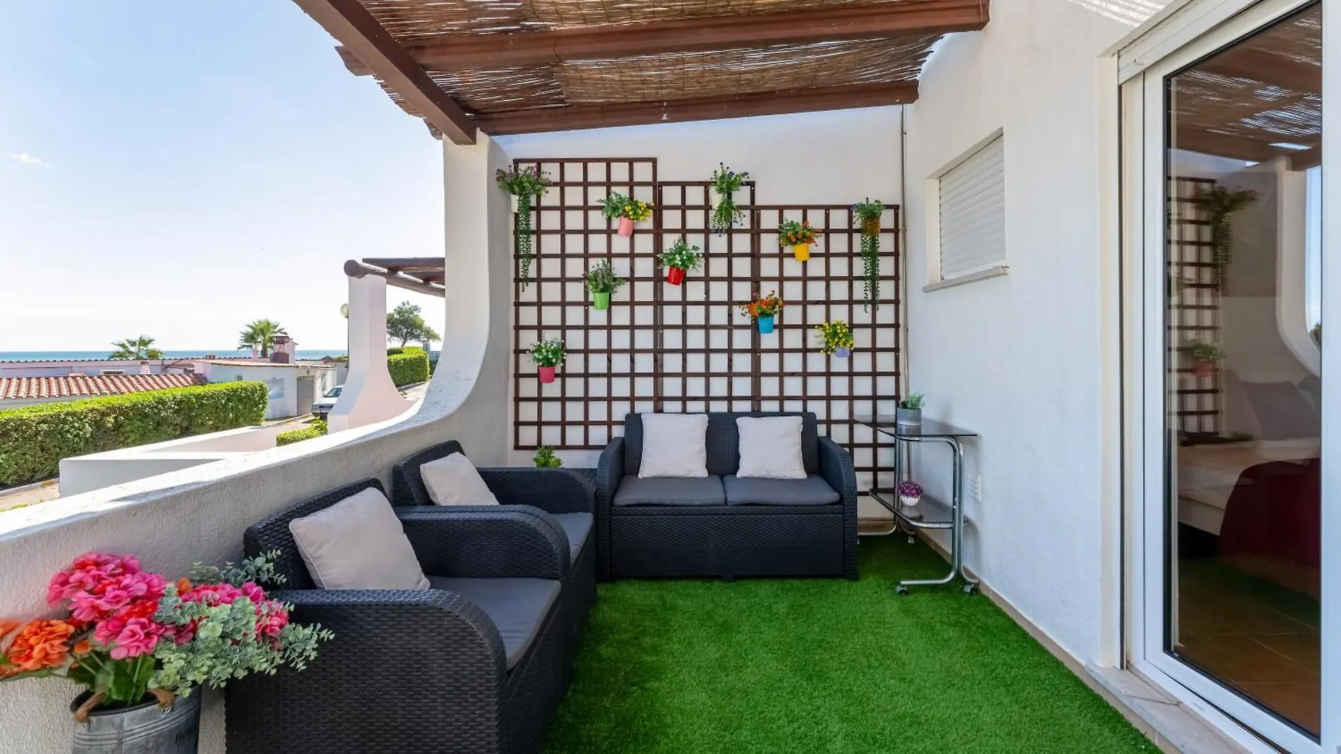 Ocean View 3 Bdr House With Patio By Lovelystay Porches  0*, Porches (Algarve)